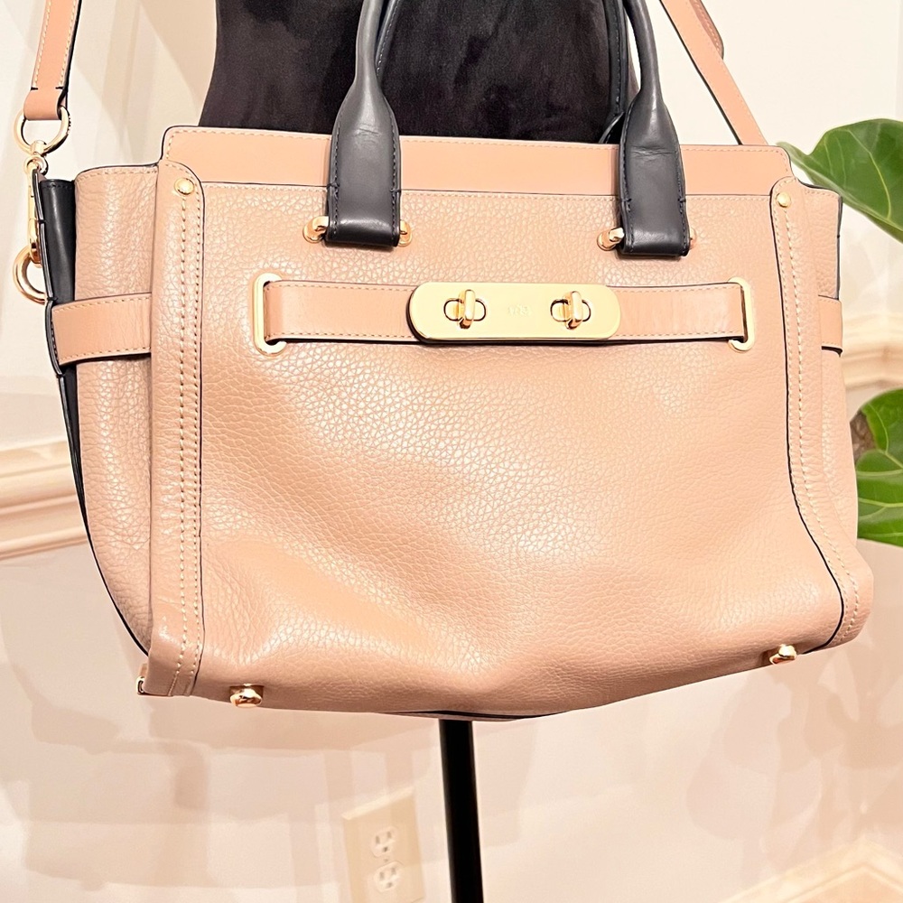 Coach Color Block Swagger - Picture 5 of 7